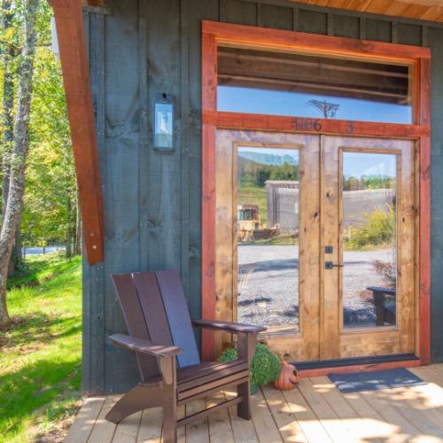 Camp 4 Cabins in West Jefferson