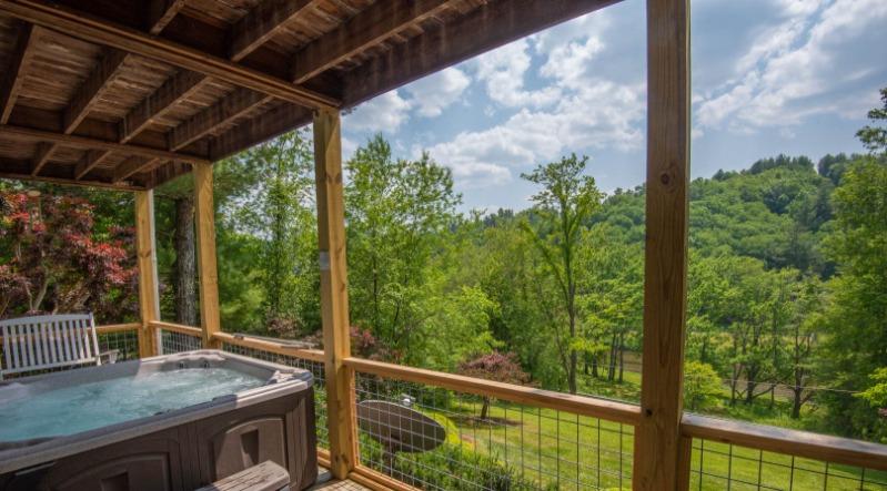 Rocky Top Cabin West Jefferson